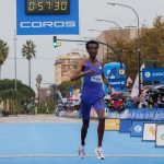 kejelcha-breaks-half-marathon-world-record-at-valencia
