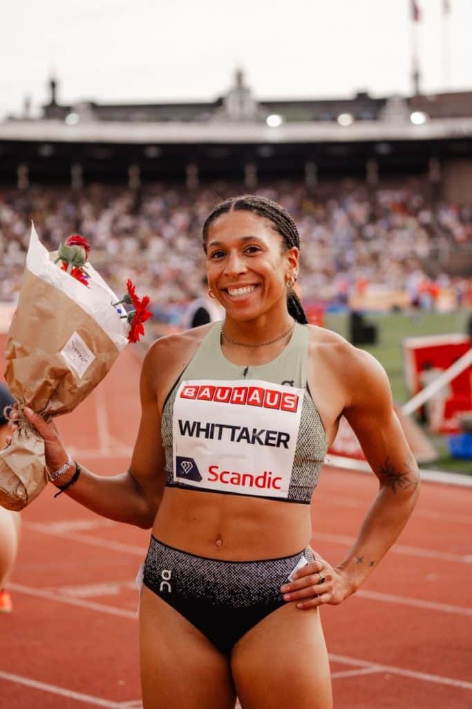 Isabella Whittaker Takes Win in Oslo and makes her Professional Debut for On